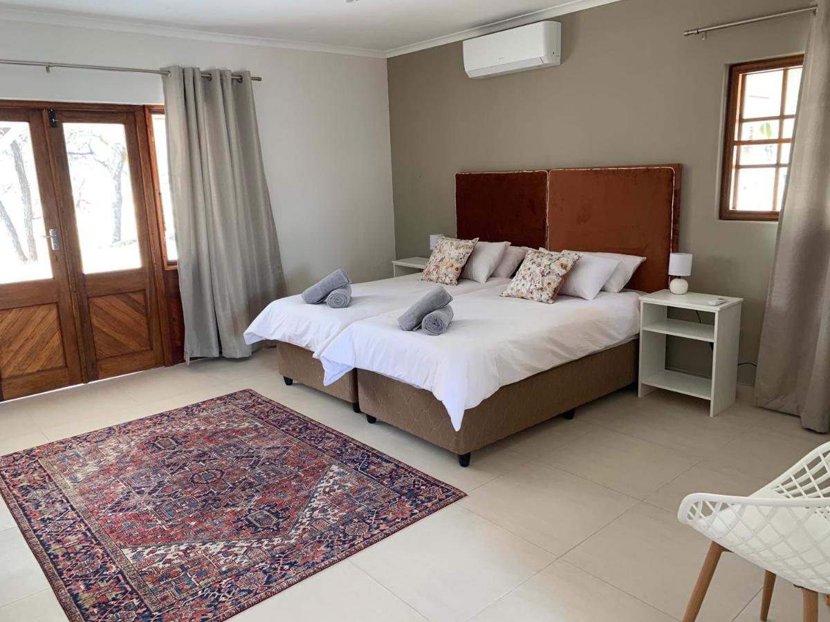 Otjibamba Lodge โอชิวารองโก ภายนอก รูปภาพ